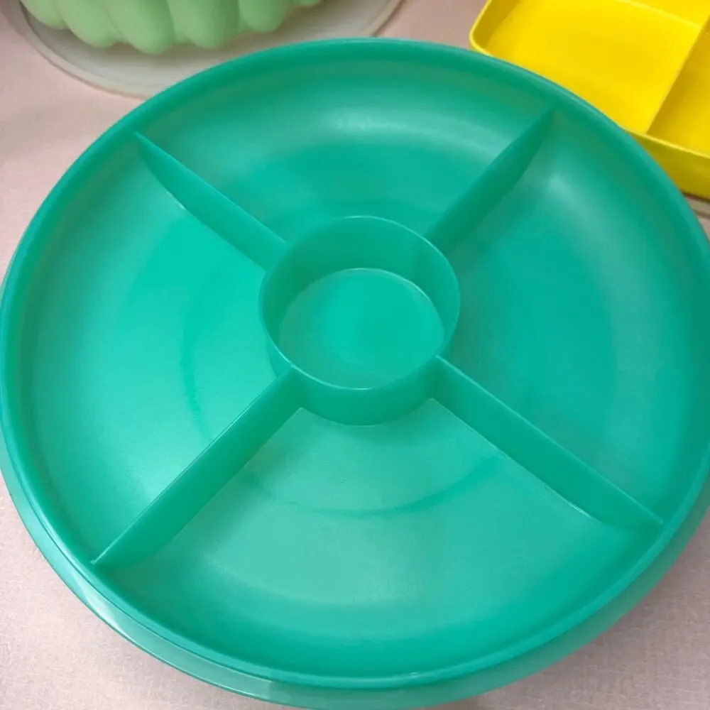 Vintage Tupperware Set of containers w/lids Bowl jello mold veggie & snack tray